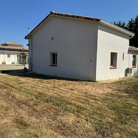 La Lezardiere Holiday home Saint-Porquier