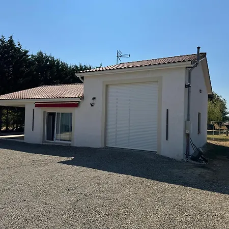 La Lezardiere Holiday home *